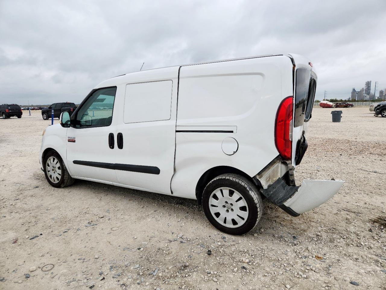 RAM PROMASTER SLT