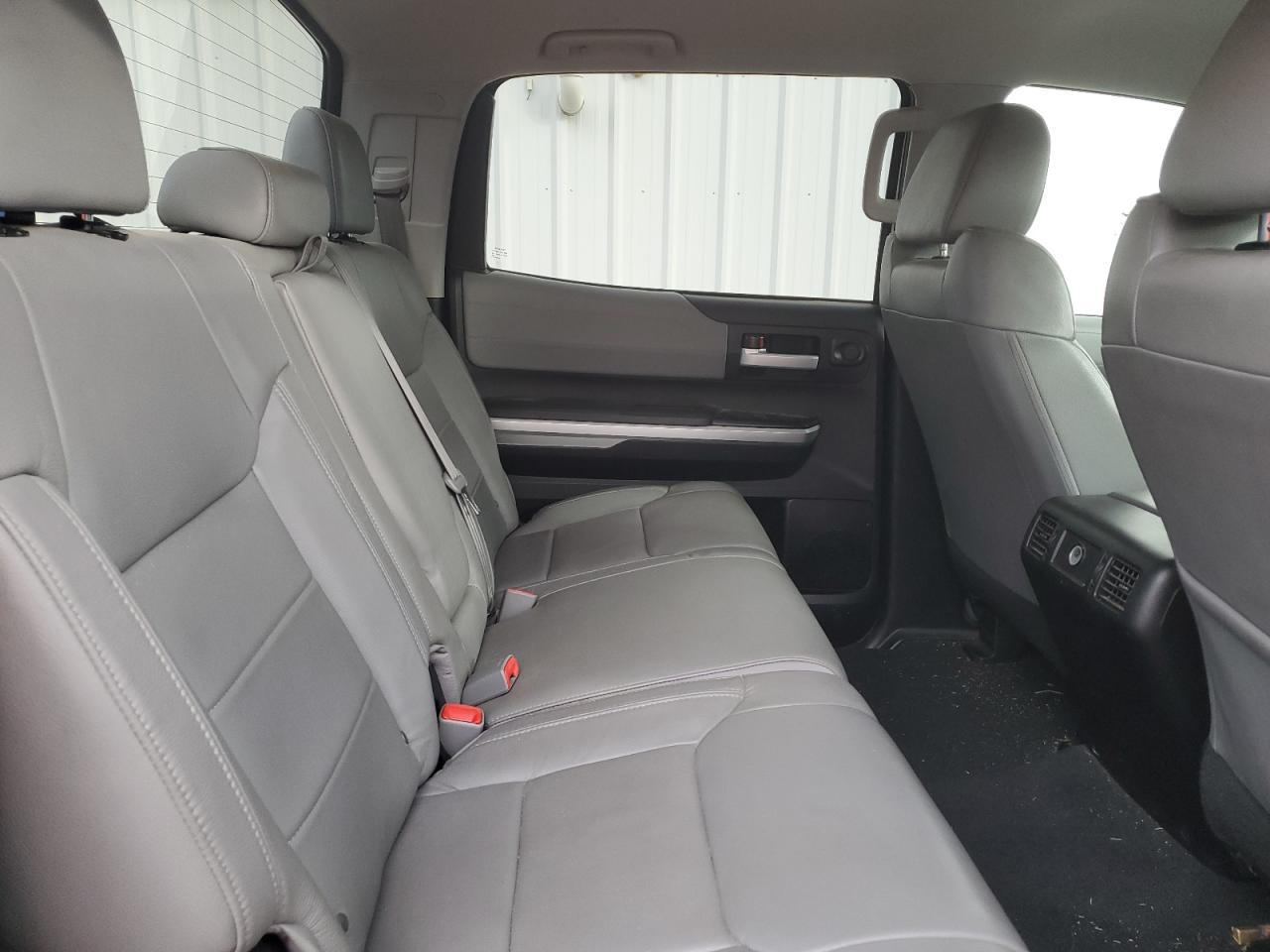 TOYOTA TUNDRA CREWMAX LIMITED