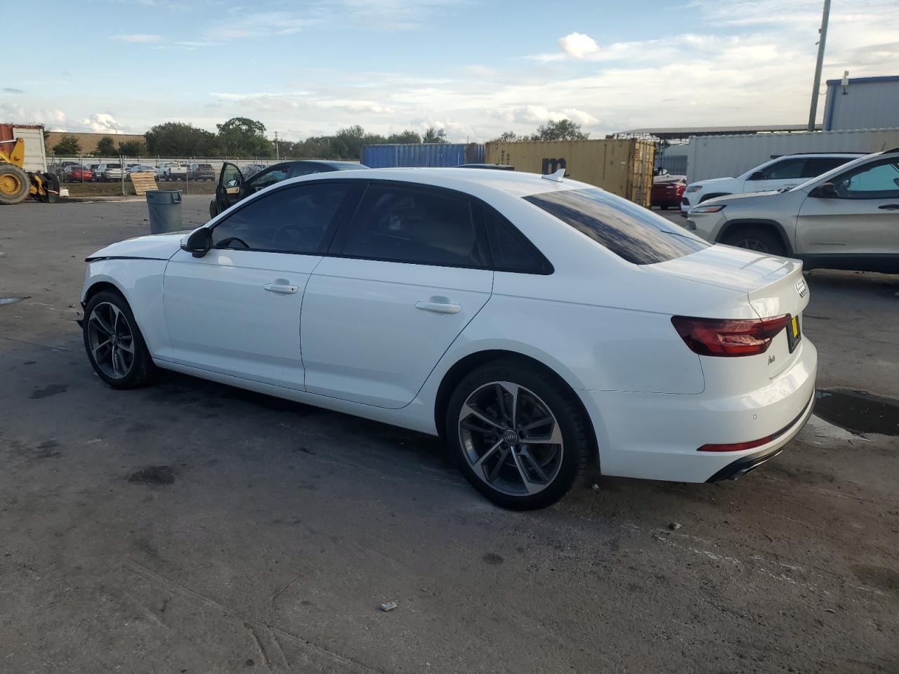 AUDI A4 PREMIUM