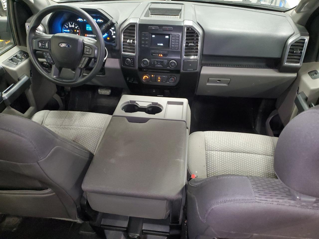 FORD F-150 SUPERCREW