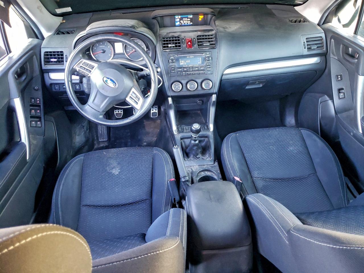 Lot #3301792348 2015 SUBARU FORESTER 2