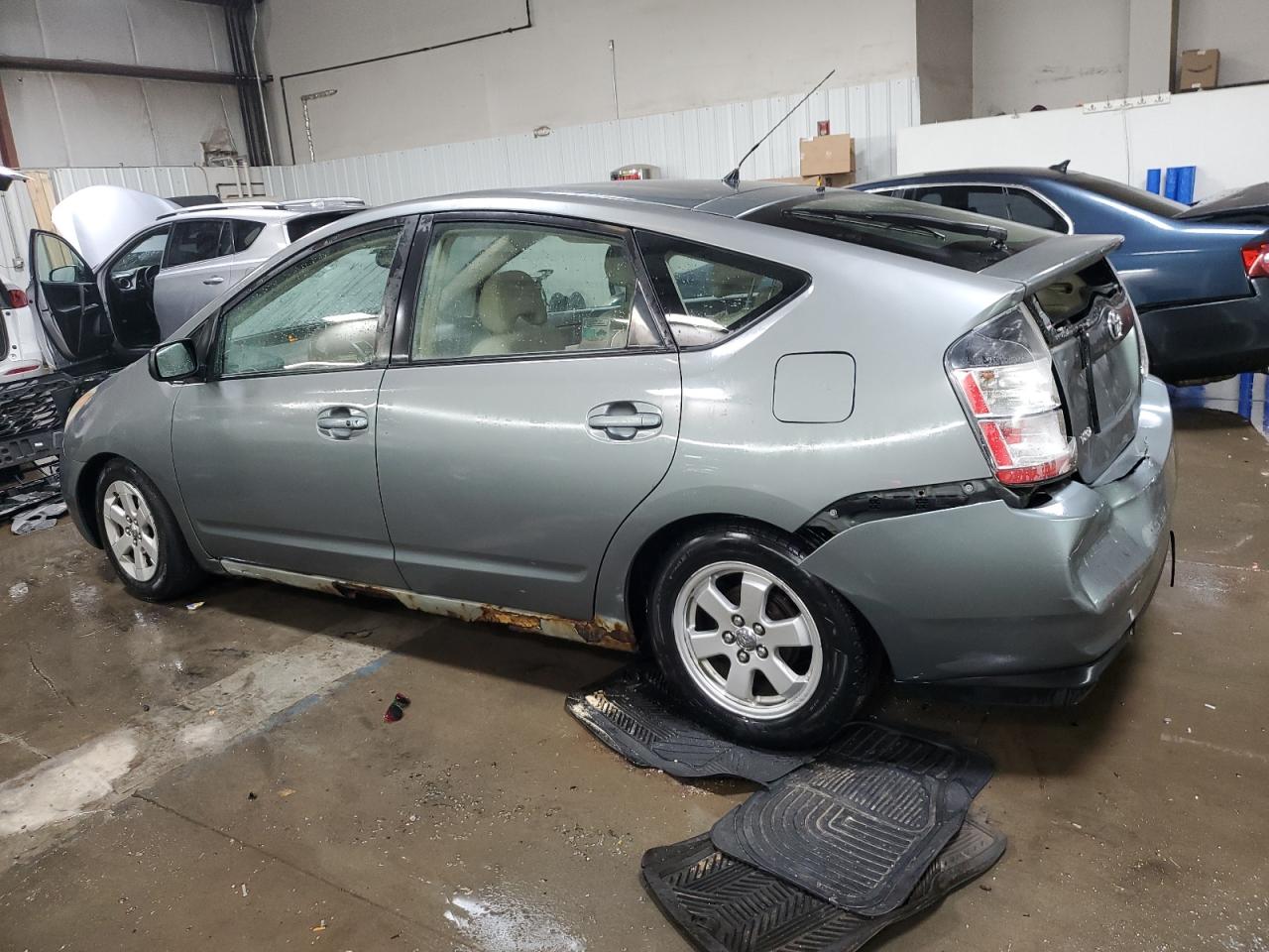 Lot #3290374797 2004 TOYOTA PRIUS
