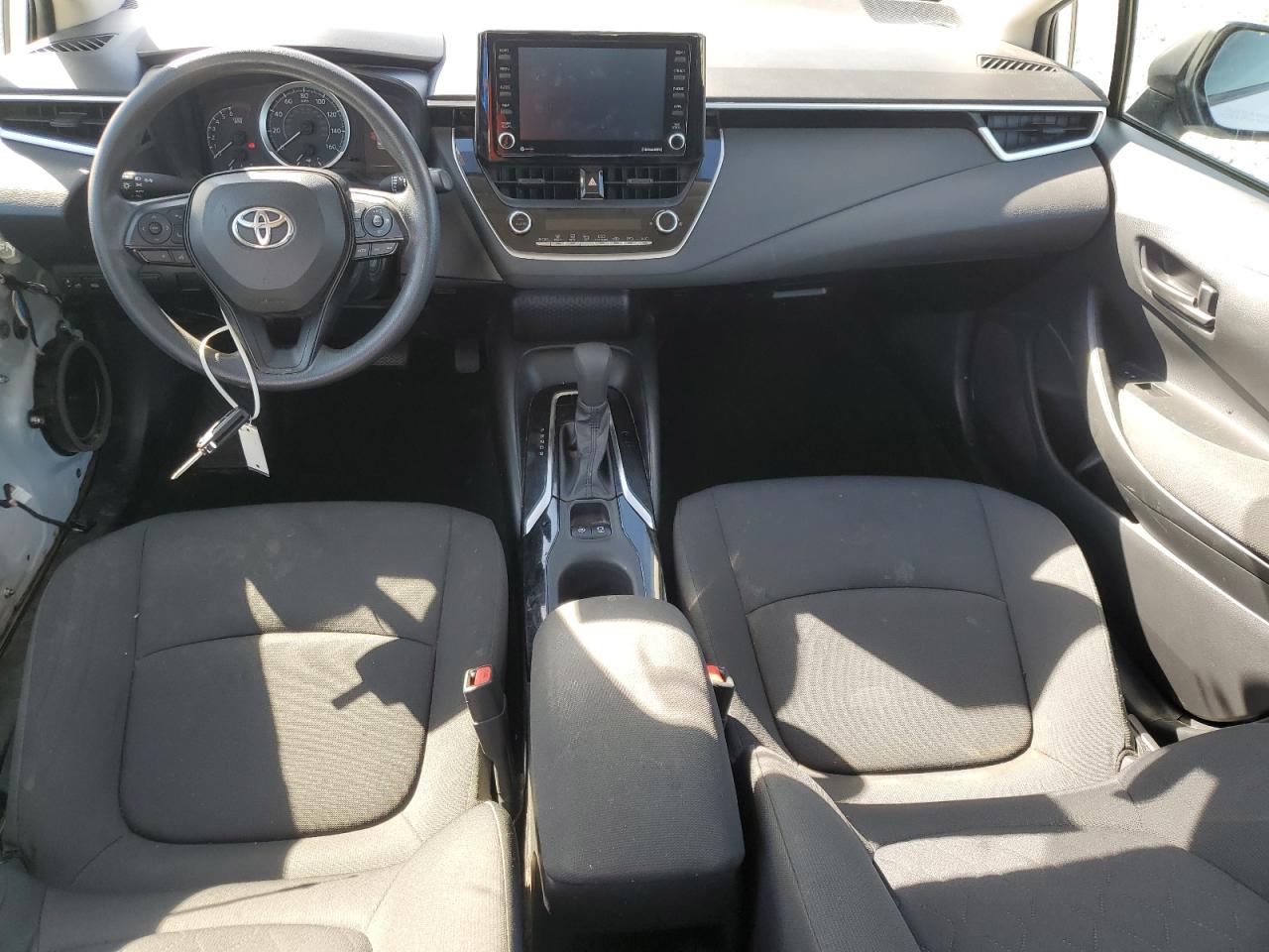 TOYOTA COROLLA LE