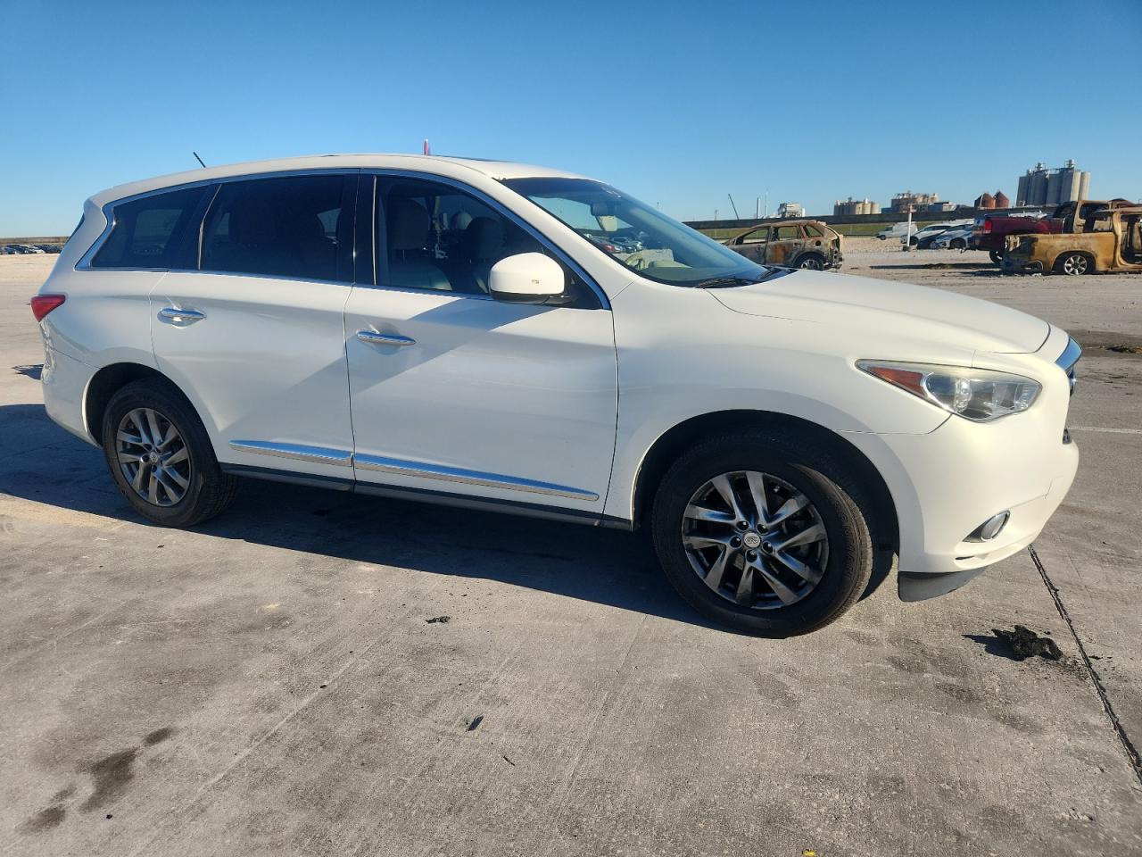 INFINITI JX35