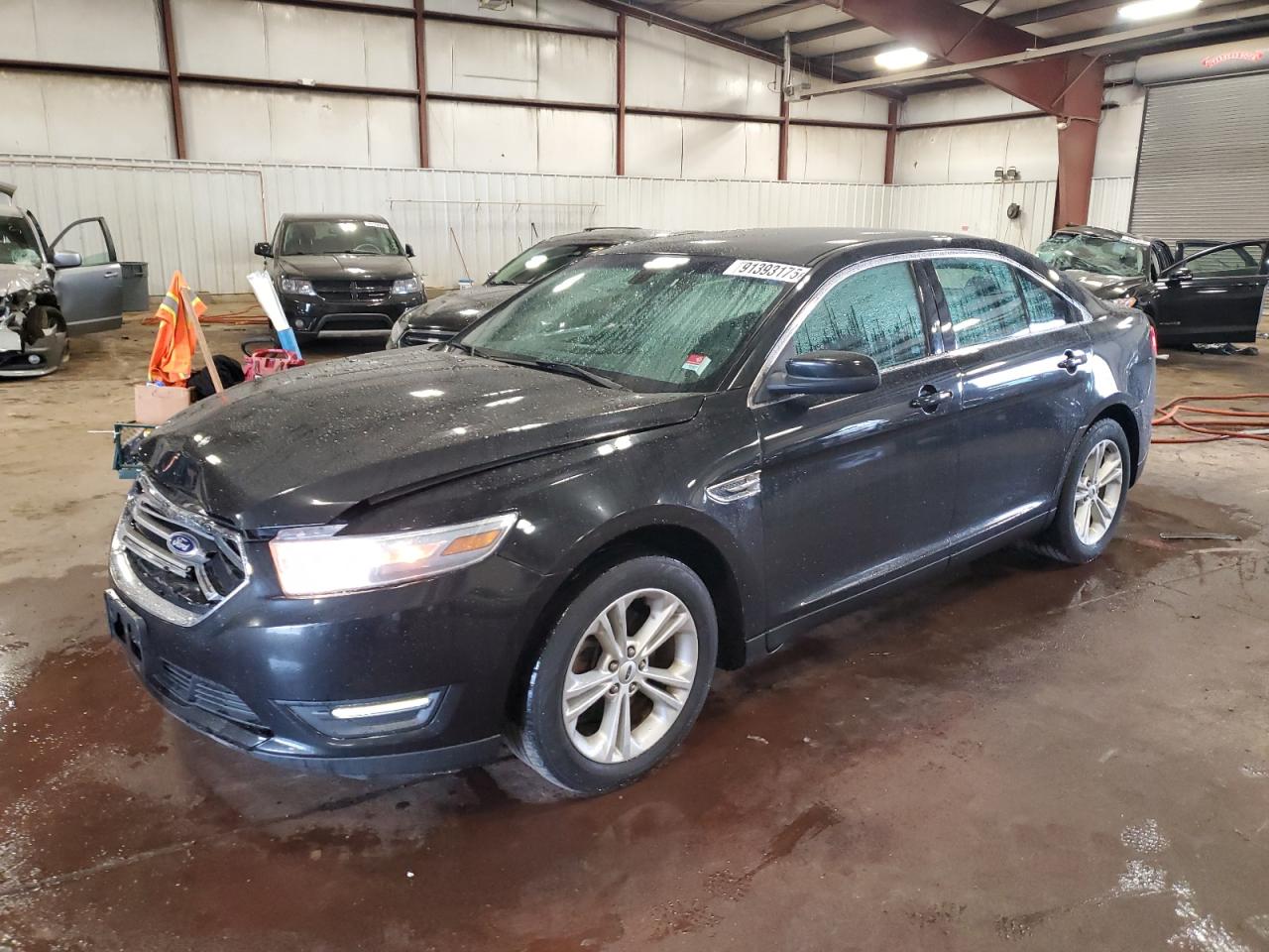 Lot #3297112491 2014 FORD TAURUS SEL