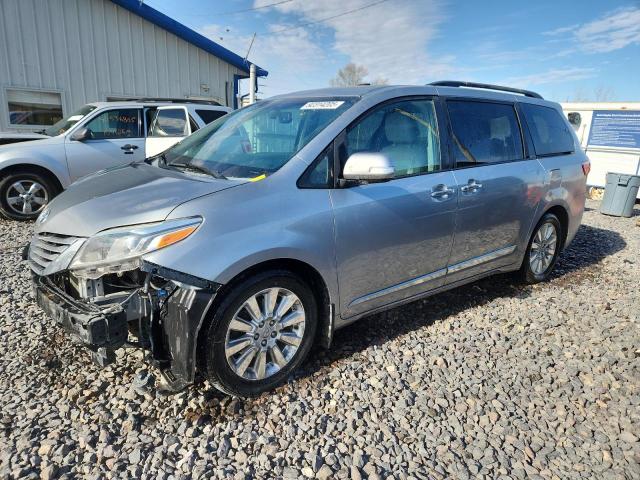 Global Auto Auctions: 2015 TOYOTA SIENNA XLE