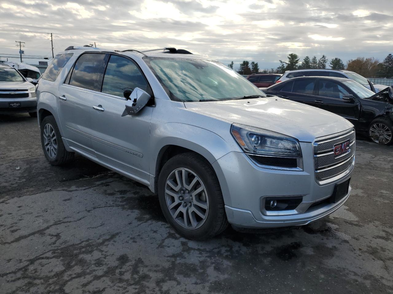GMC ACADIA DENALI