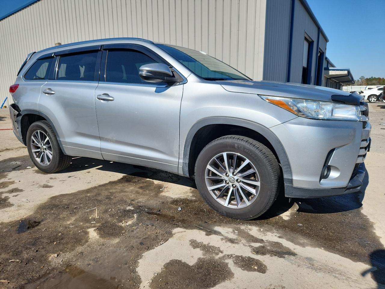 TOYOTA HIGHLANDER SE
