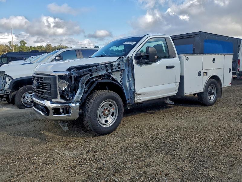 Global Auto Auctions: 2024 FORD F350 SUPER