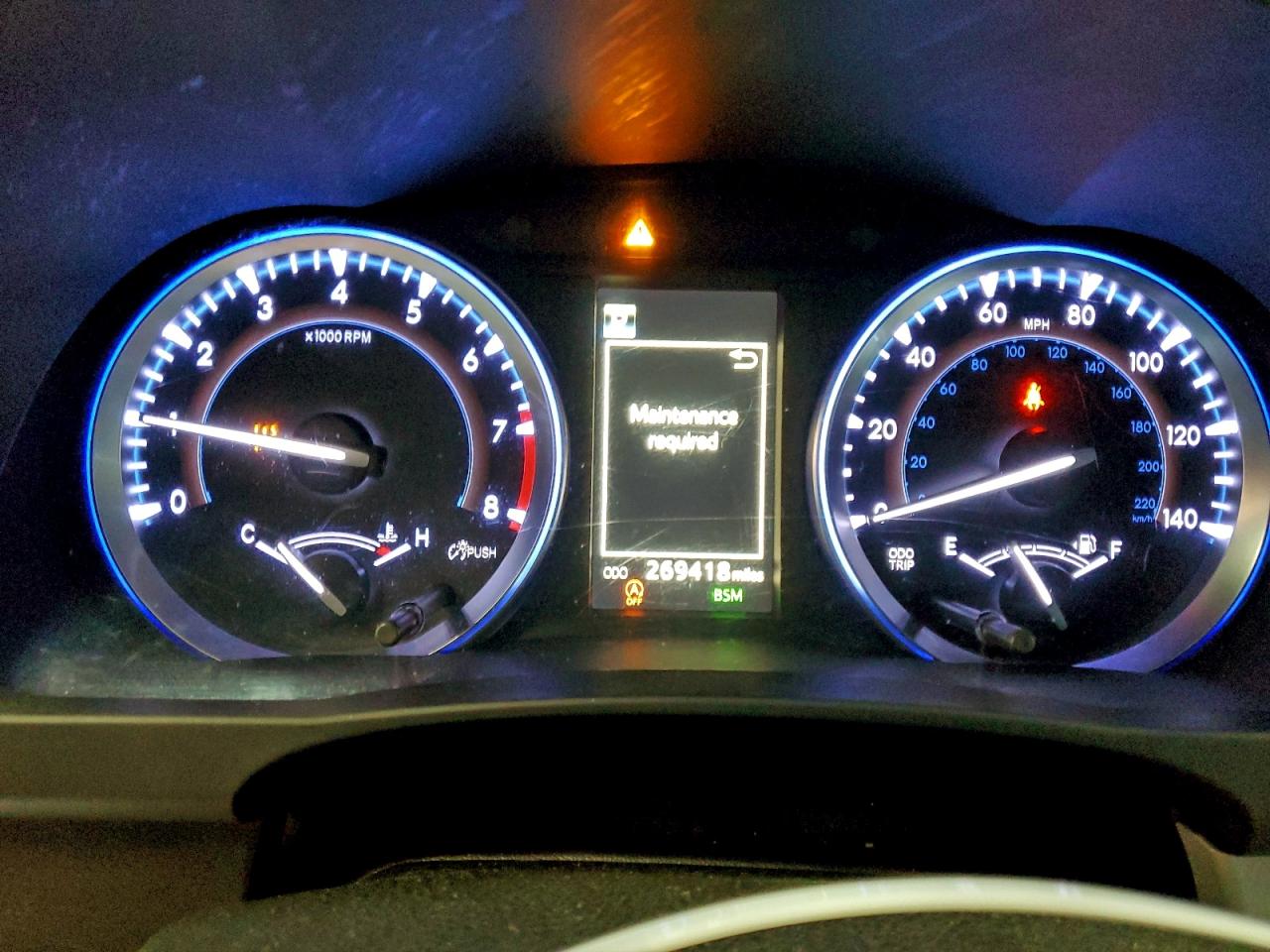 TOYOTA HIGHLANDER SE