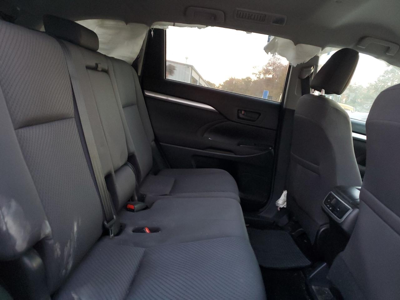 TOYOTA HIGHLANDER LE