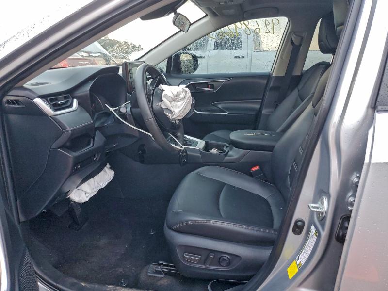 2022 TOYOTA RAV4 XLE P #3296214412