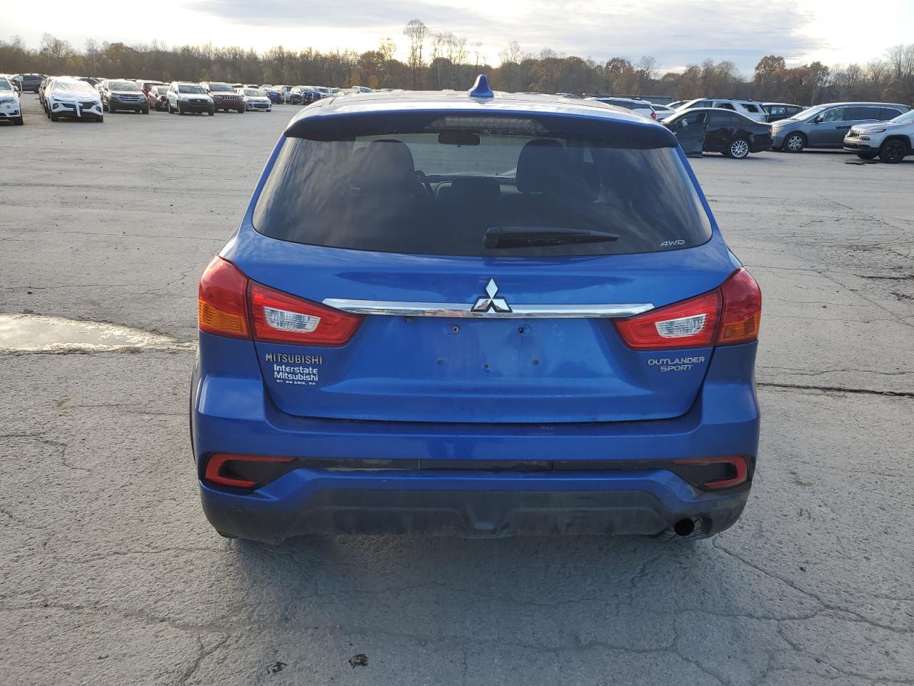 MITSUBISHI OUTLANDER ES