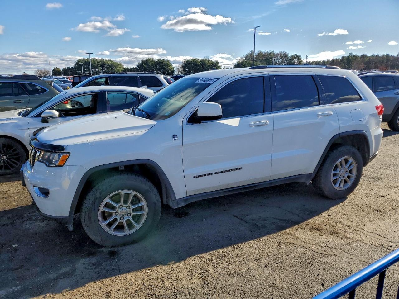 JEEP GRAND CHEROKEE LAREDO
