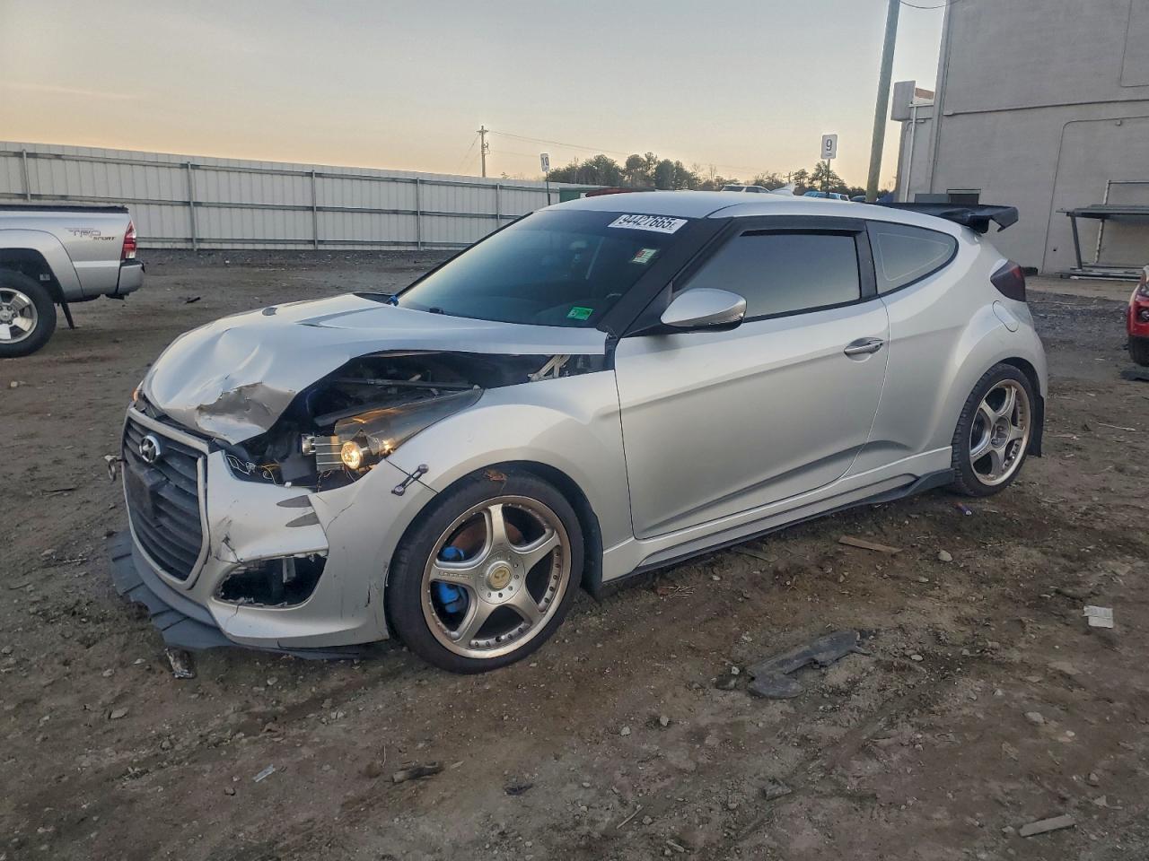 HYUNDAI VELOSTER TURBO