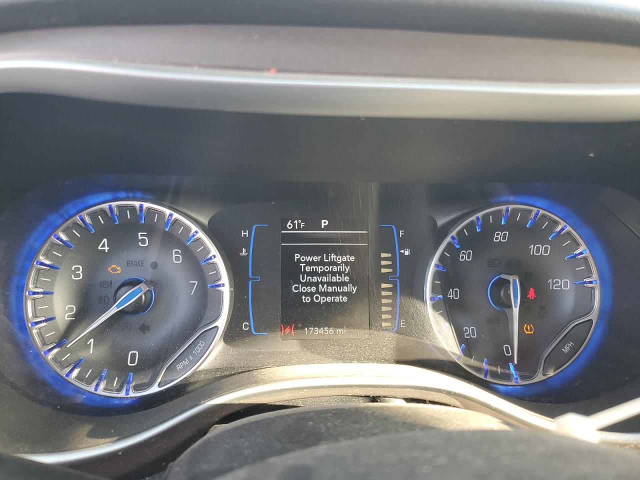 CHRYSLER PACIFICA TOURING PLUS