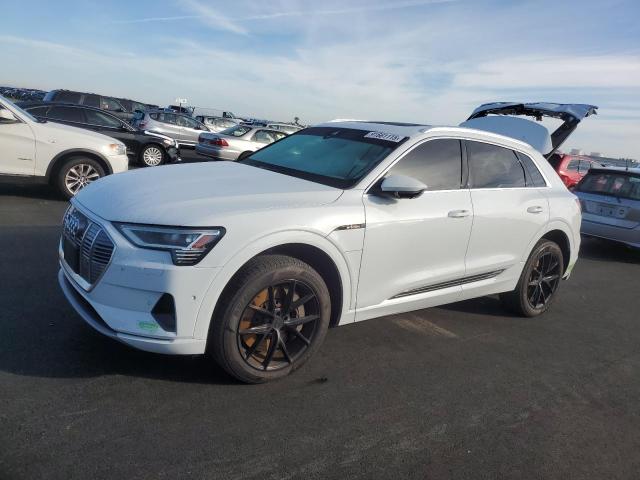 AUDI E-TRON PRE