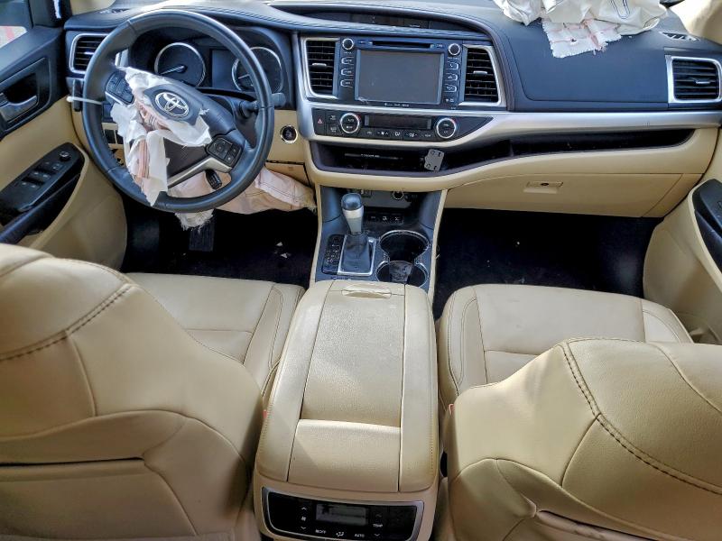 2016 TOYOTA HIGHLANDER #3302949609