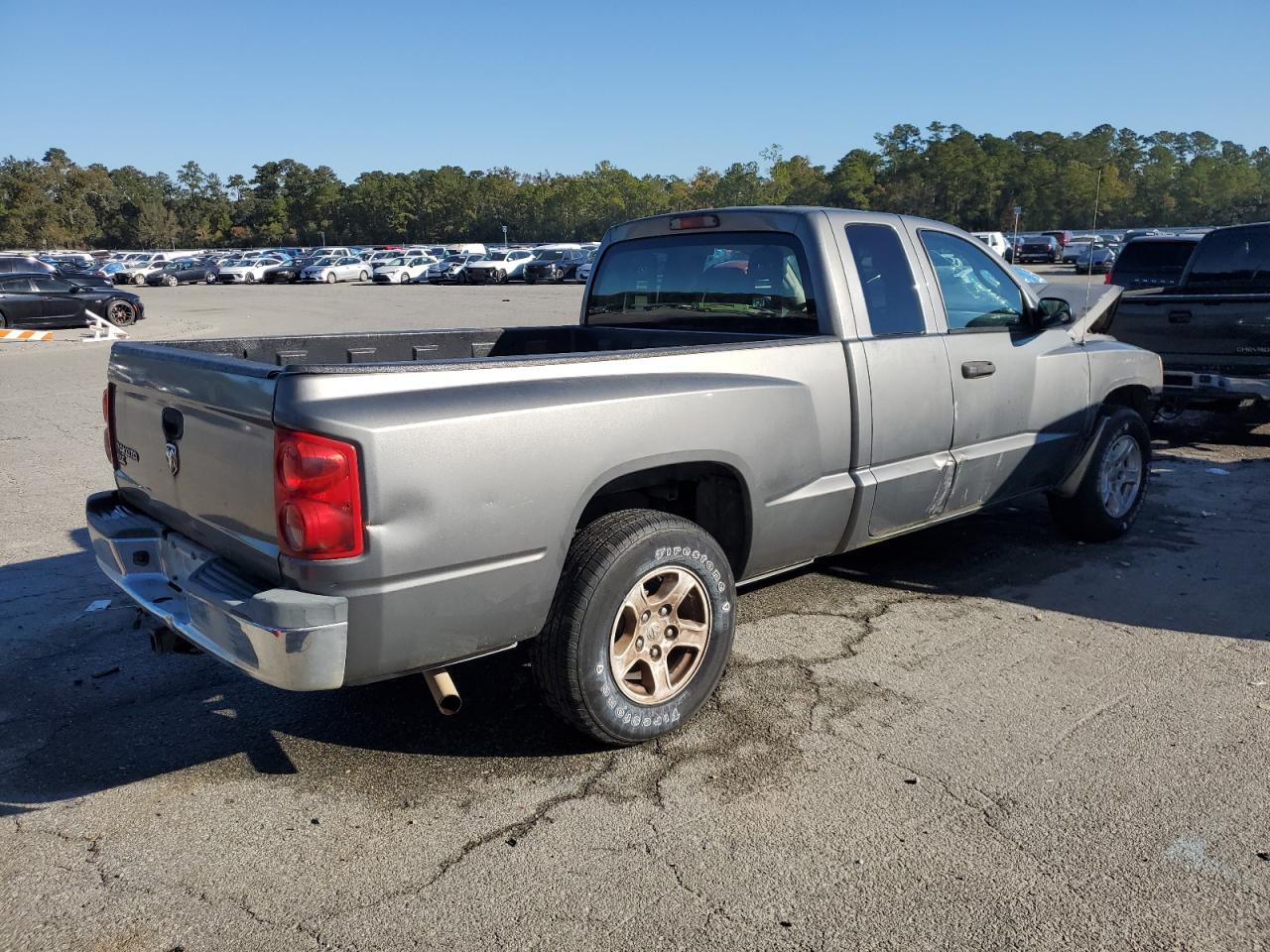 Lot #3301793406 2006 DODGE DAKOTA SLT