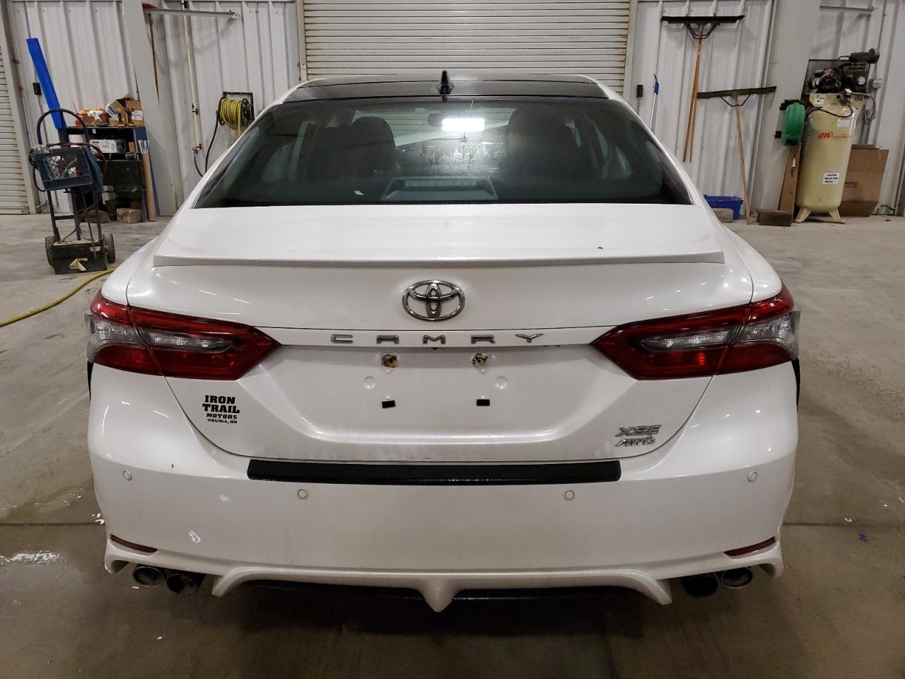 TOYOTA CAMRY XSE