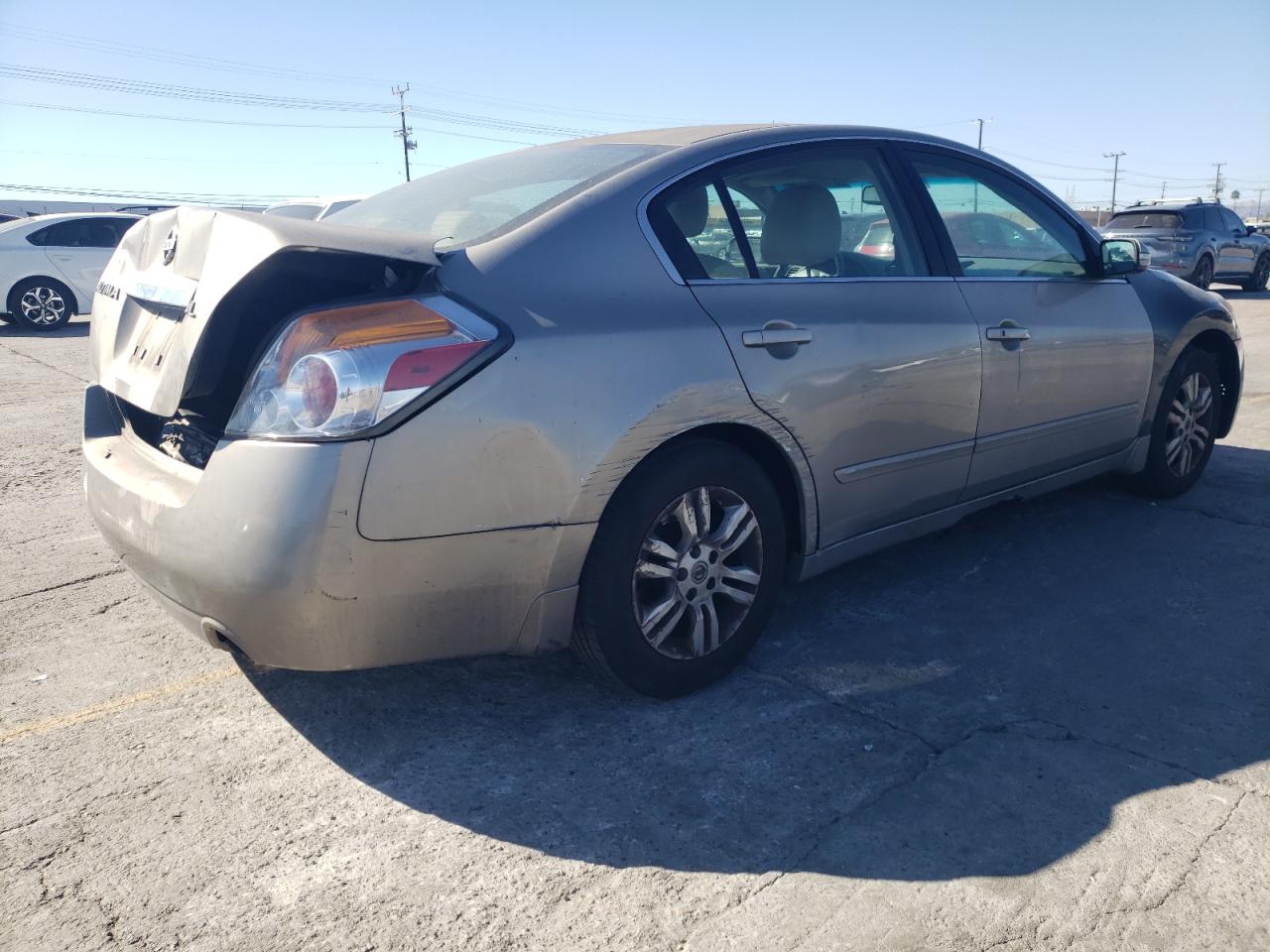 NISSAN ALTIMA BASE