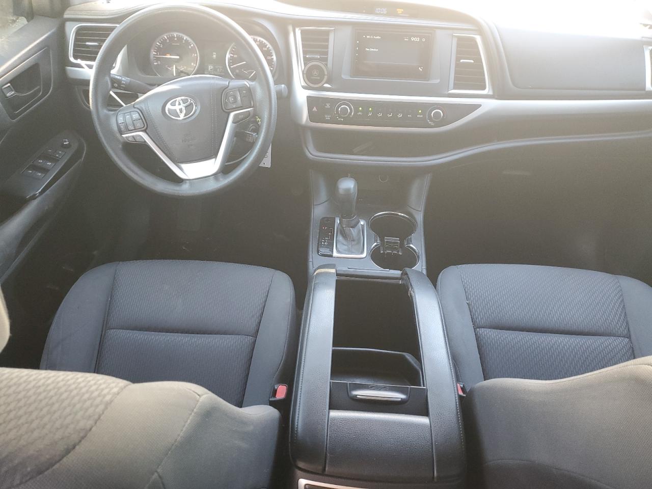 TOYOTA HIGHLANDER LE