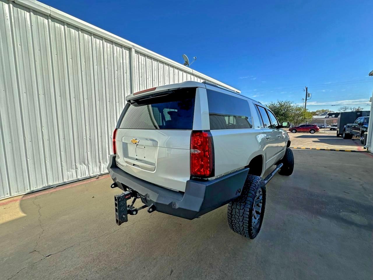 CHEVROLET SUBURBAN K1500 LTZ