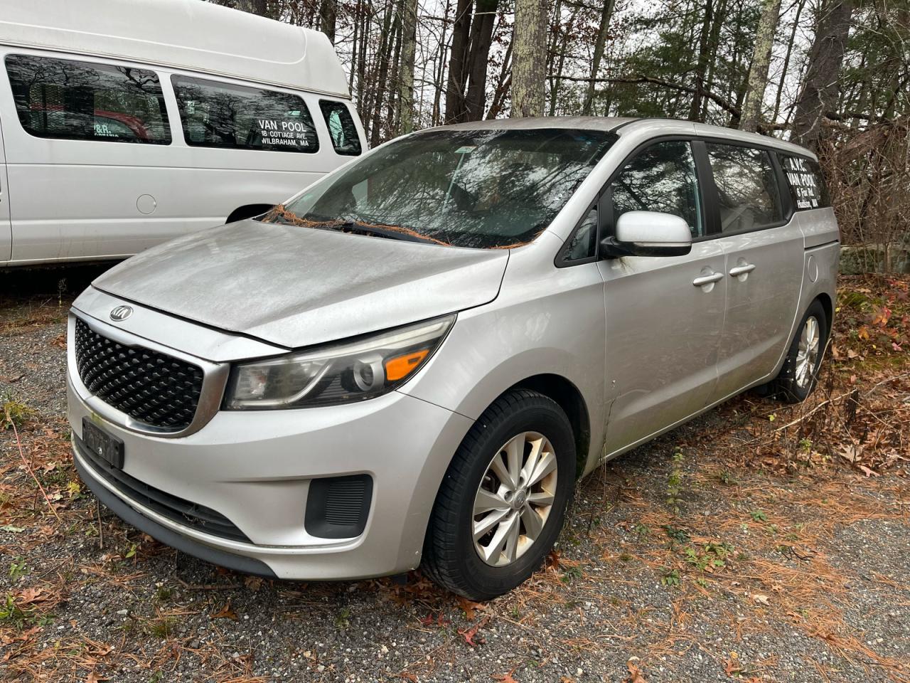 KIA SEDONA L