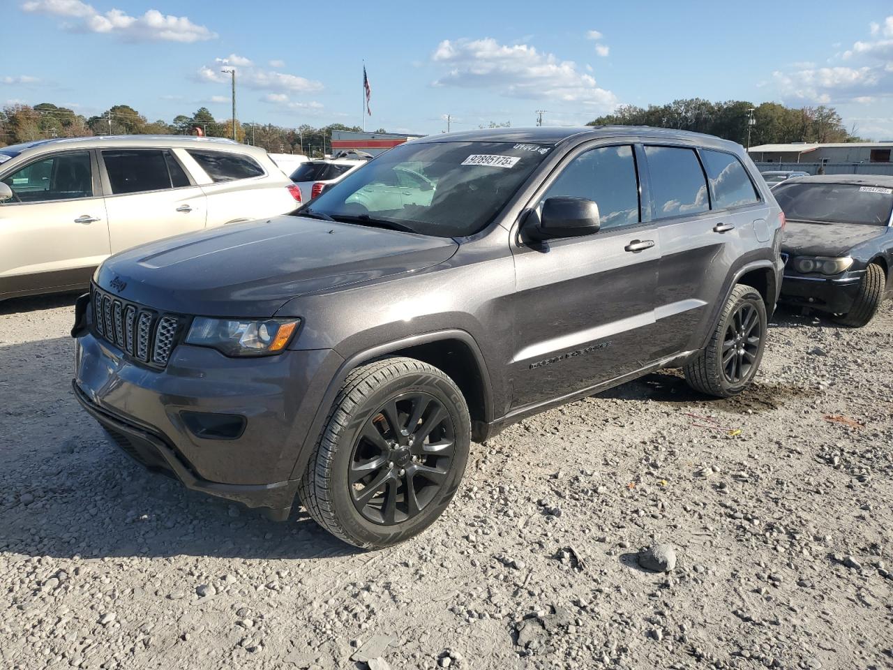 JEEP GRAND CHEROKEE LAREDO