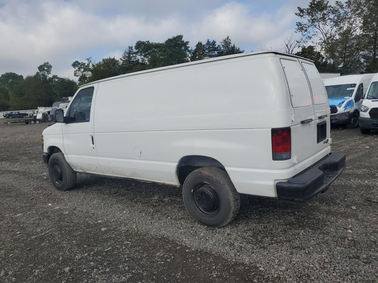 FORD ECONOLINE E250 VAN