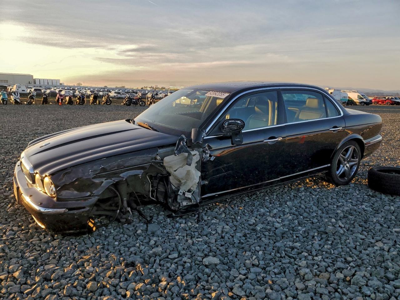 Lot #3303051609 2006 JAGUAR VANDENPLAS