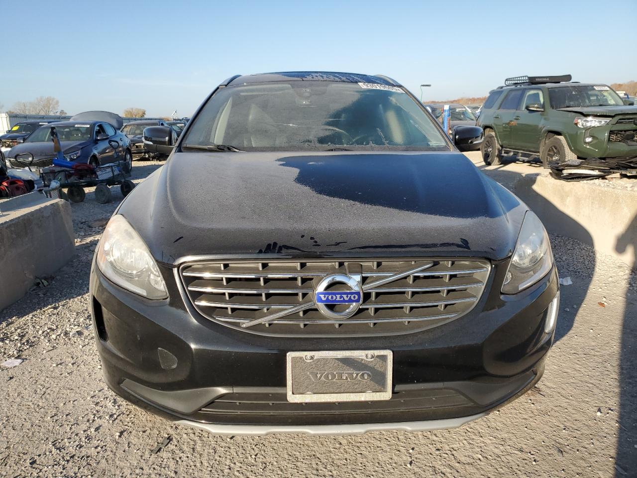 VOLVO XC60 T5 INSCRIPTION