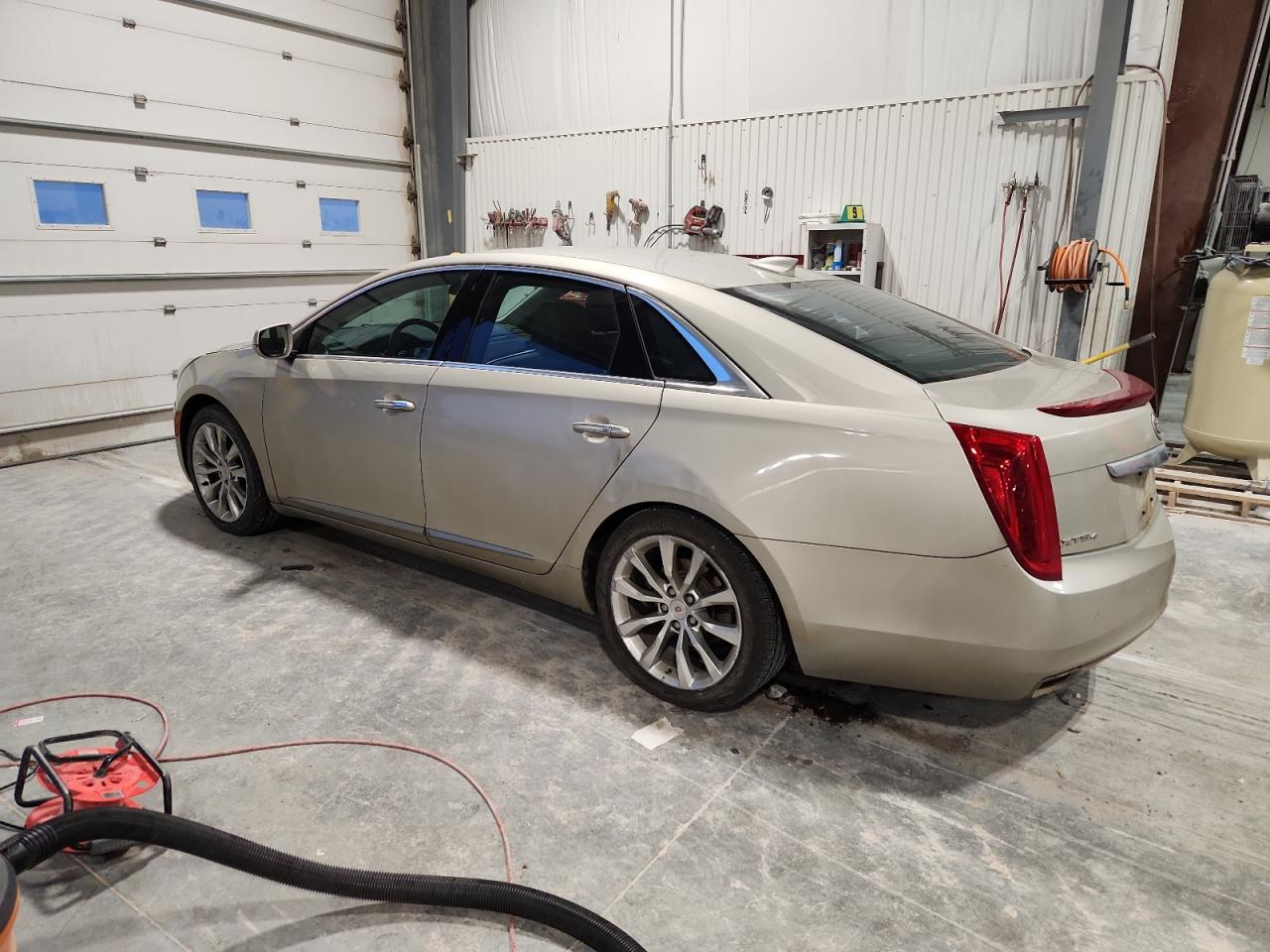 CADILLAC XTS LUXURY COLLECTION