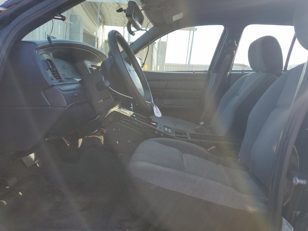 FORD CROWN VICTORIA POLICE INTERCEPTOR