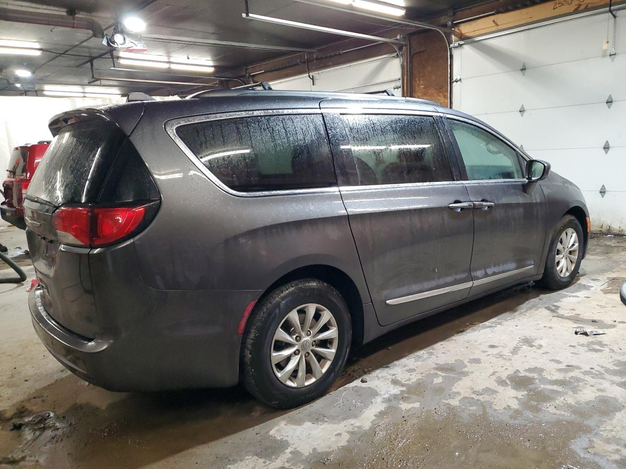 CHRYSLER PACIFICA TOURING L