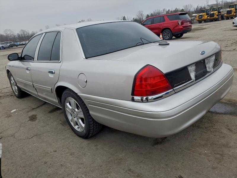 2011 FORD CROWN VICT #3304670943