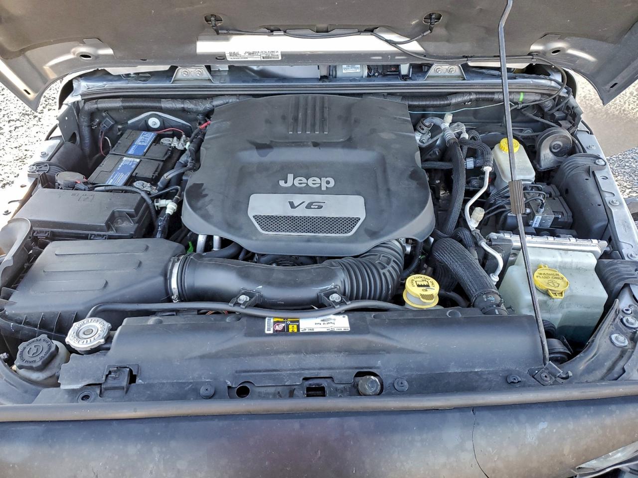 JEEP WRANGLER SAHARA