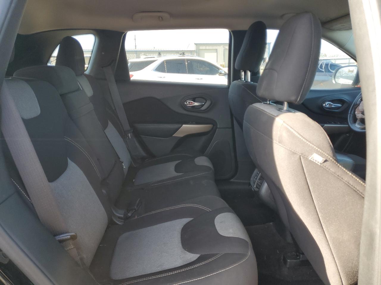 JEEP GRAND CHEROKEE LATITUDE