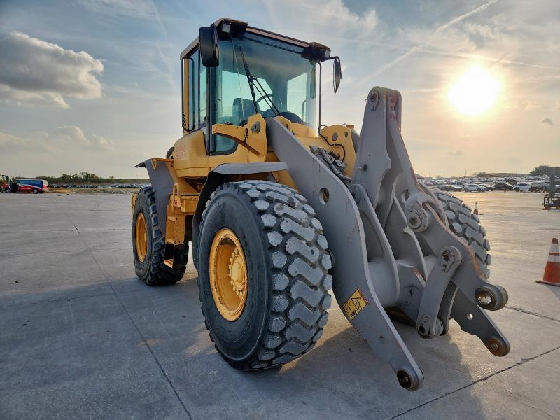 Global Auto Auctions: 2007 VOLVO L90F