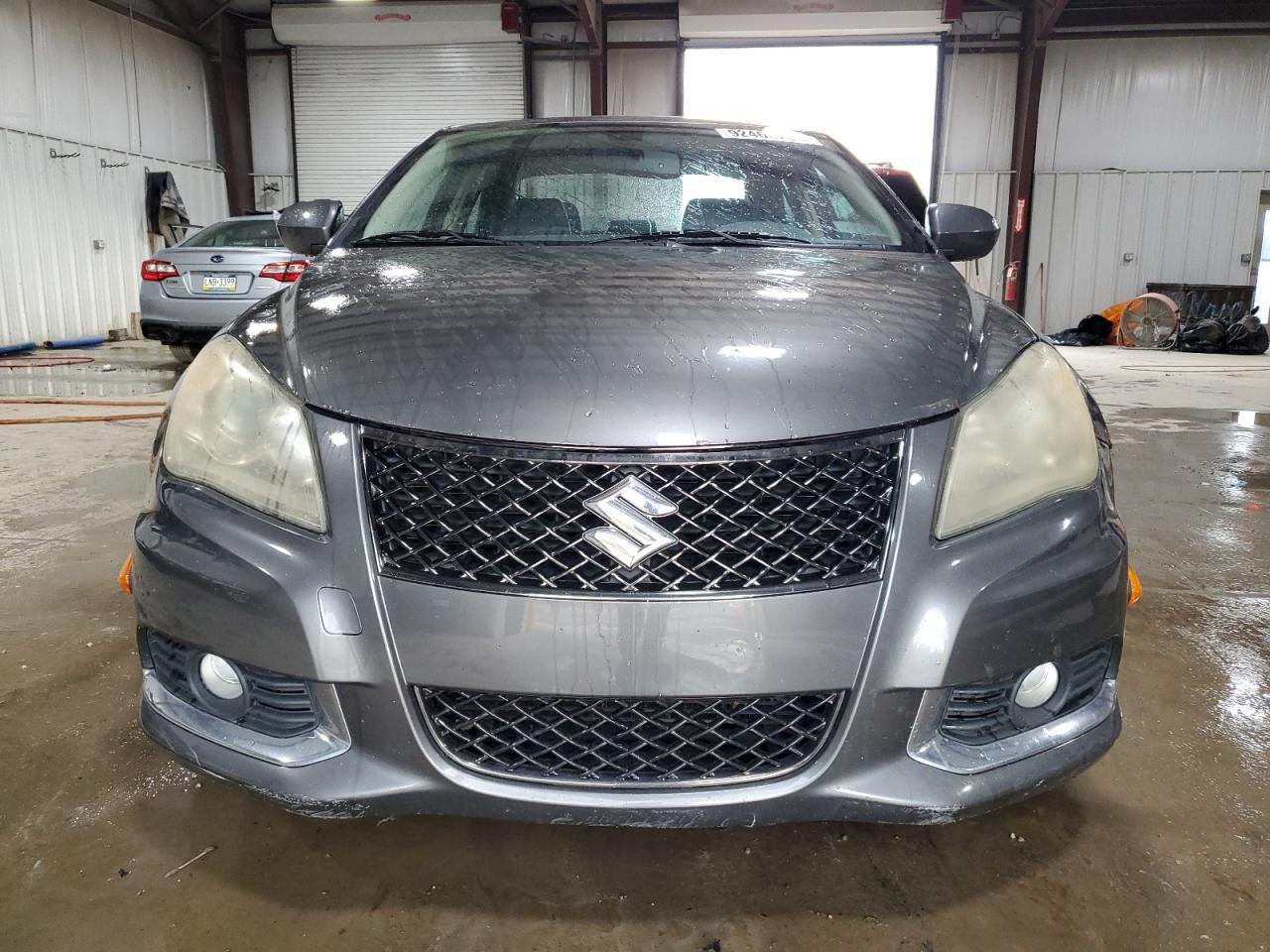 SUZUKI KIZASHI SPORT SLS