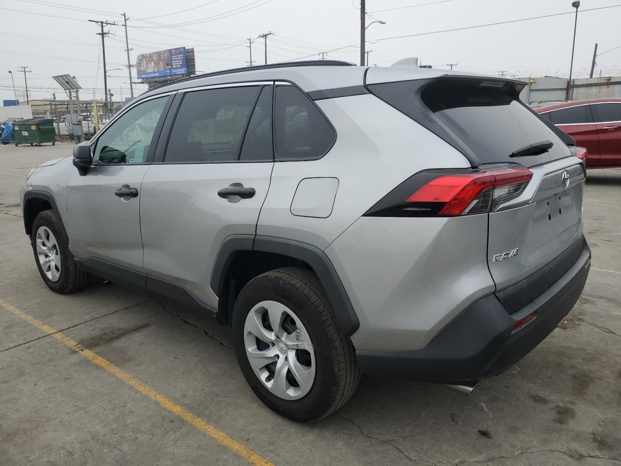 TOYOTA RAV4 LE