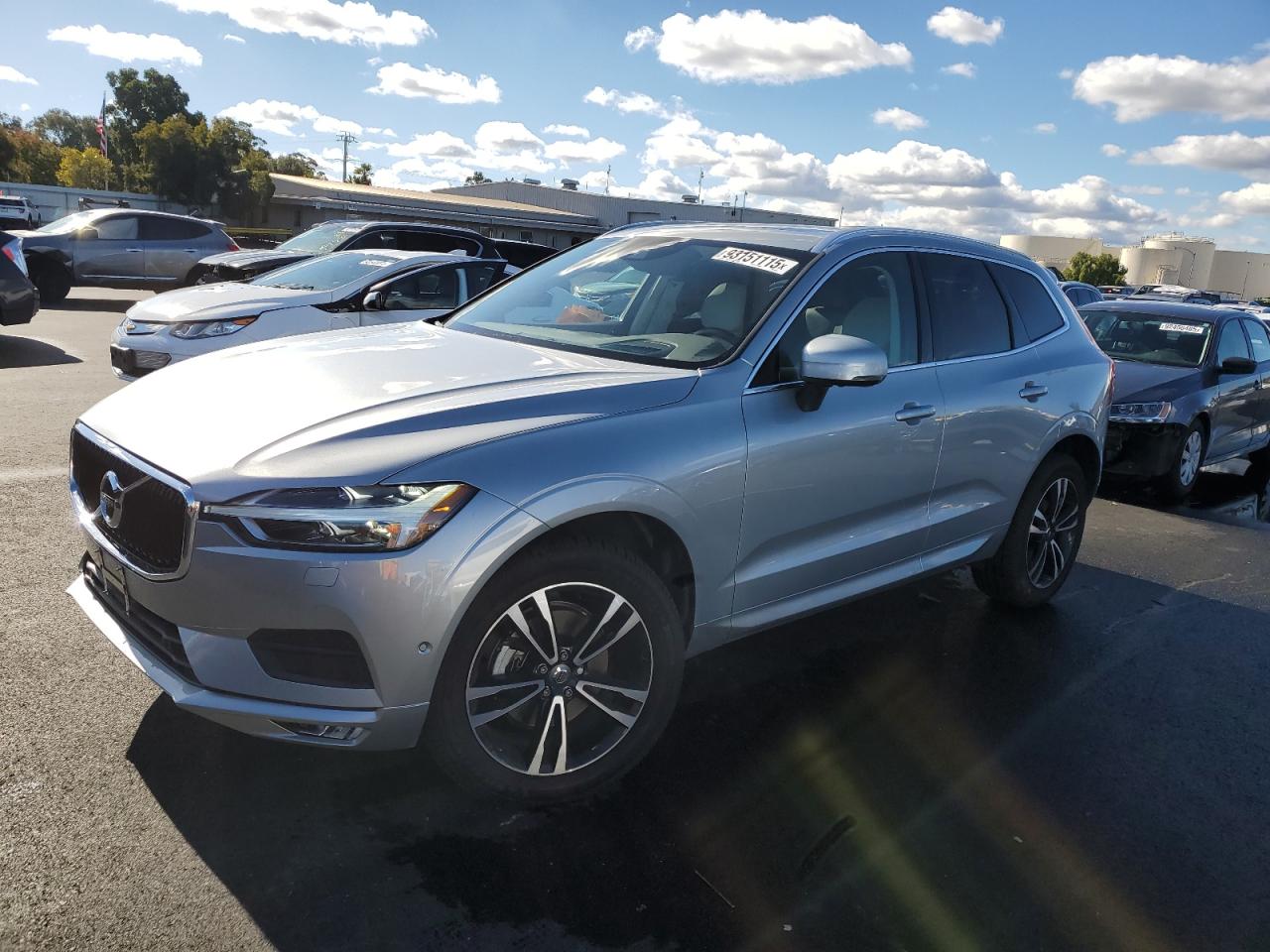 VOLVO XC60 T5 MOMENTUM
