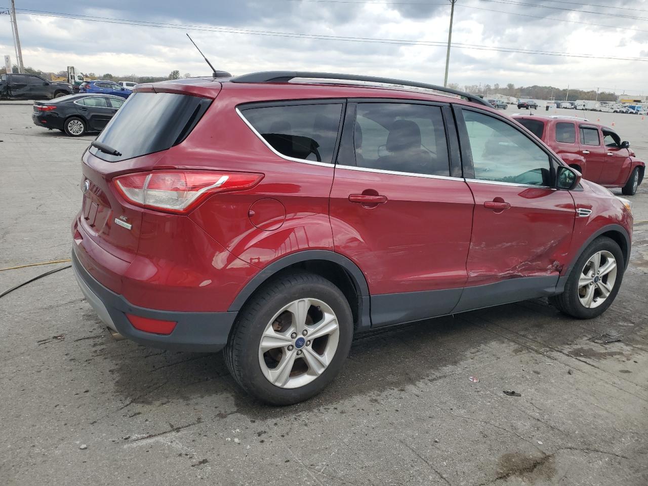 FORD ESCAPE SE