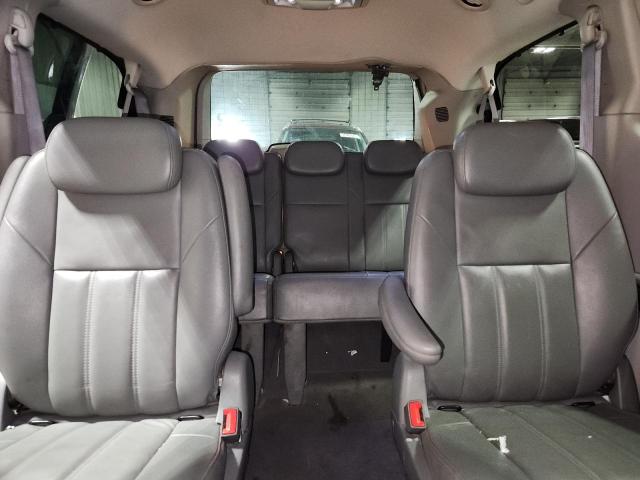 2008 CHRYSLER TOWN & COU #3302923089