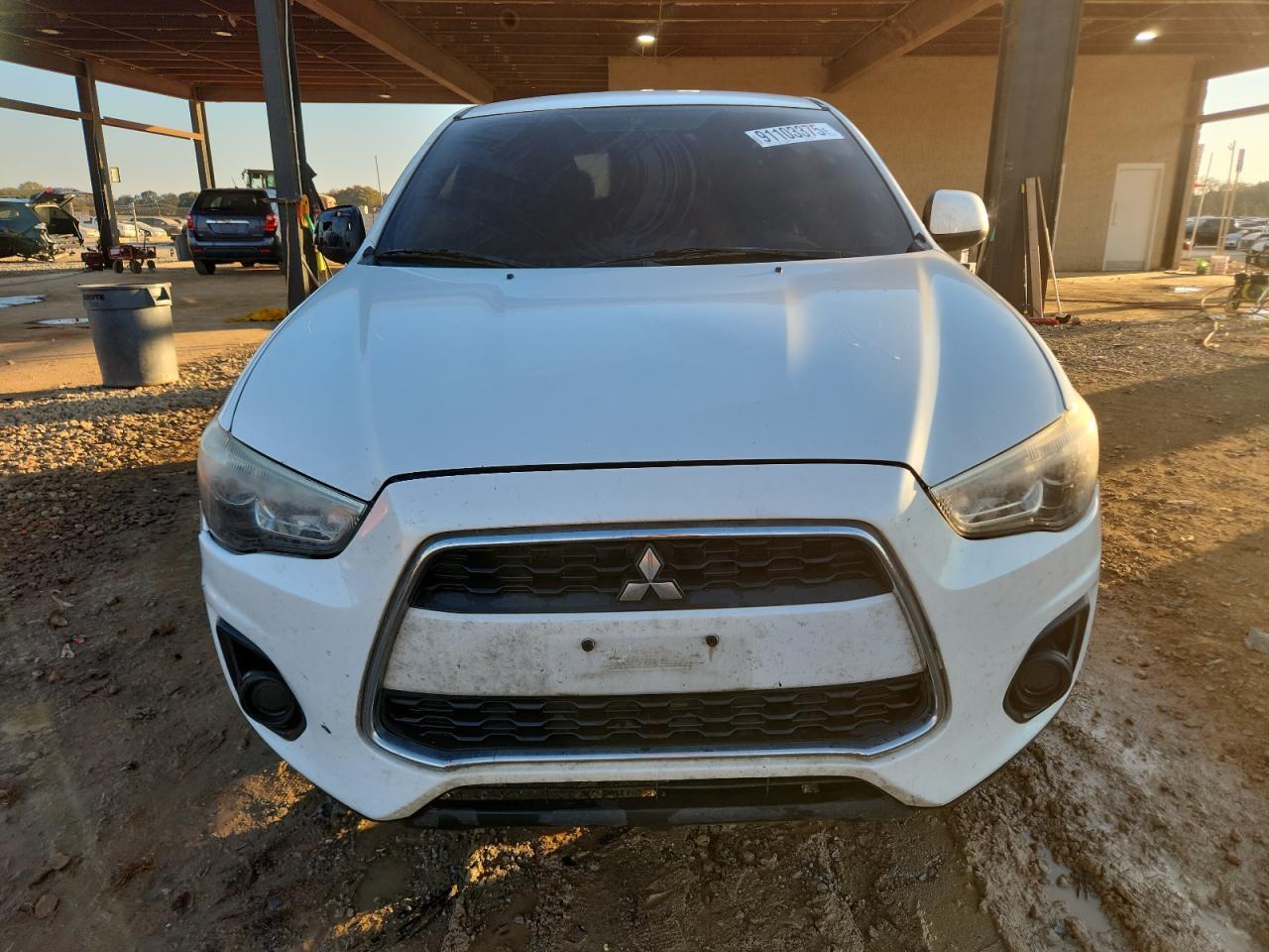 MITSUBISHI OUTLANDER ES