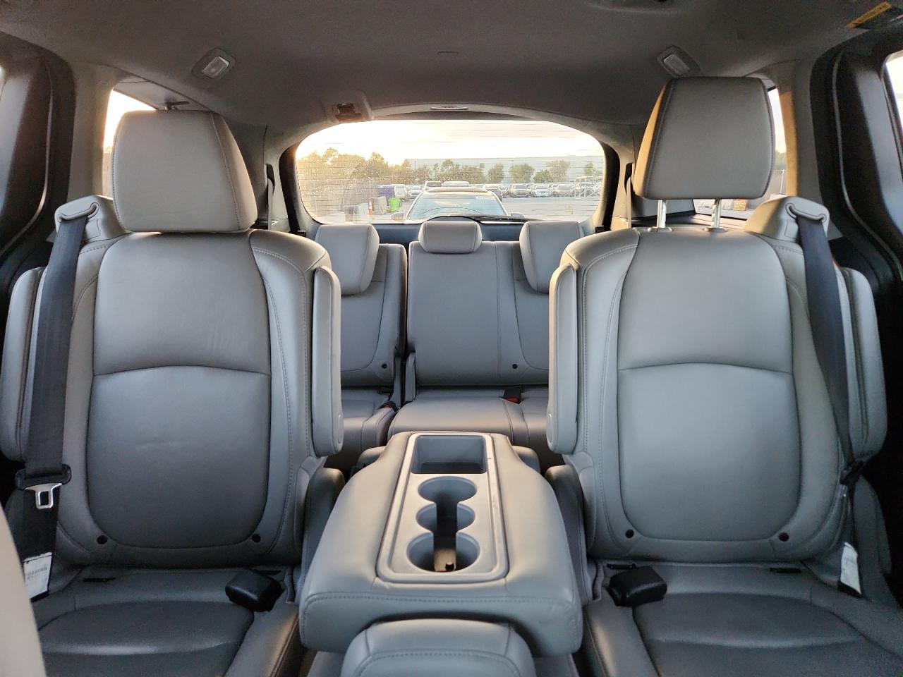 Lot #3315909085 2020 HONDA ODYSSEY EX