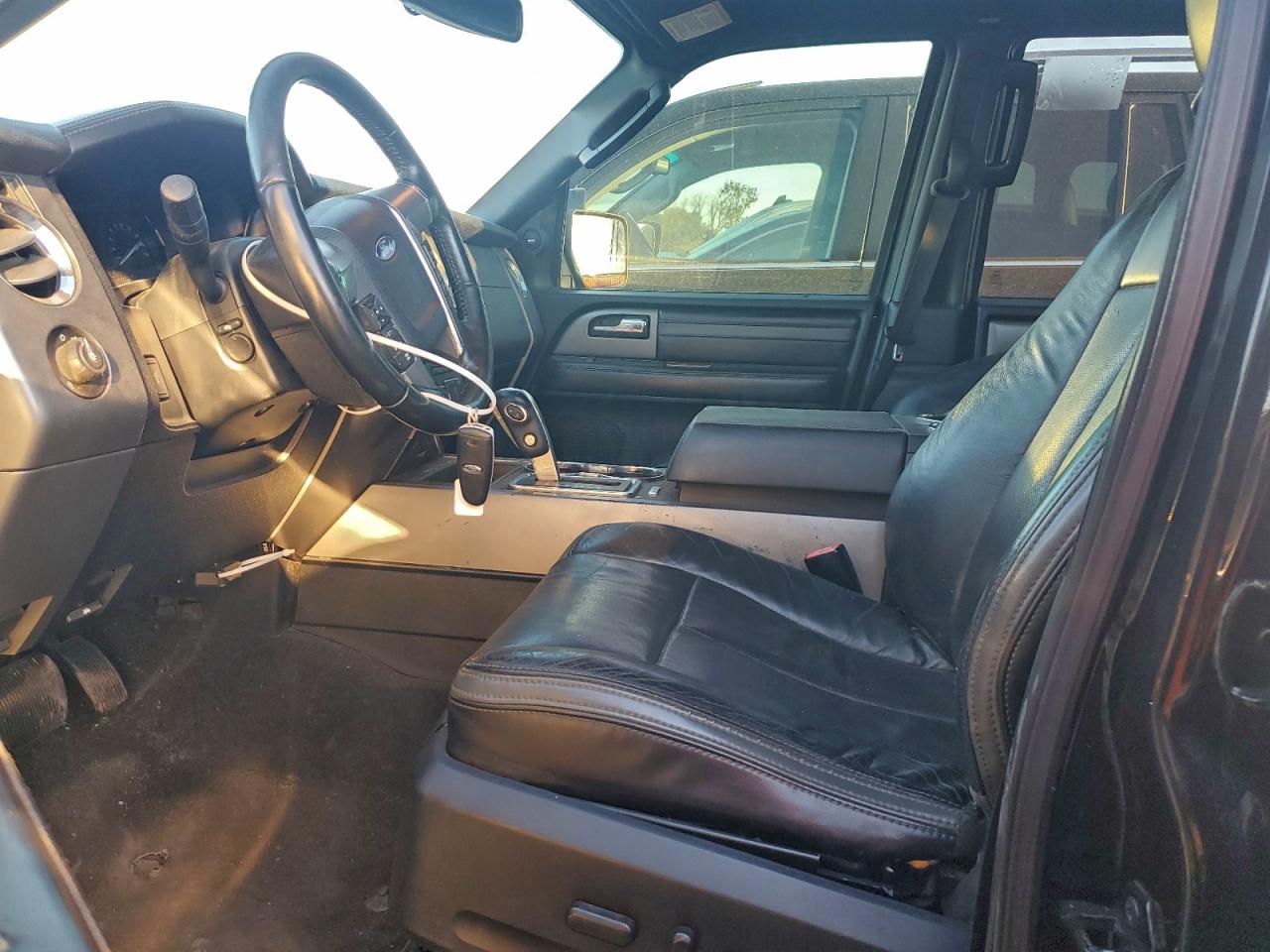 FORD EXPEDITION PLATINUM