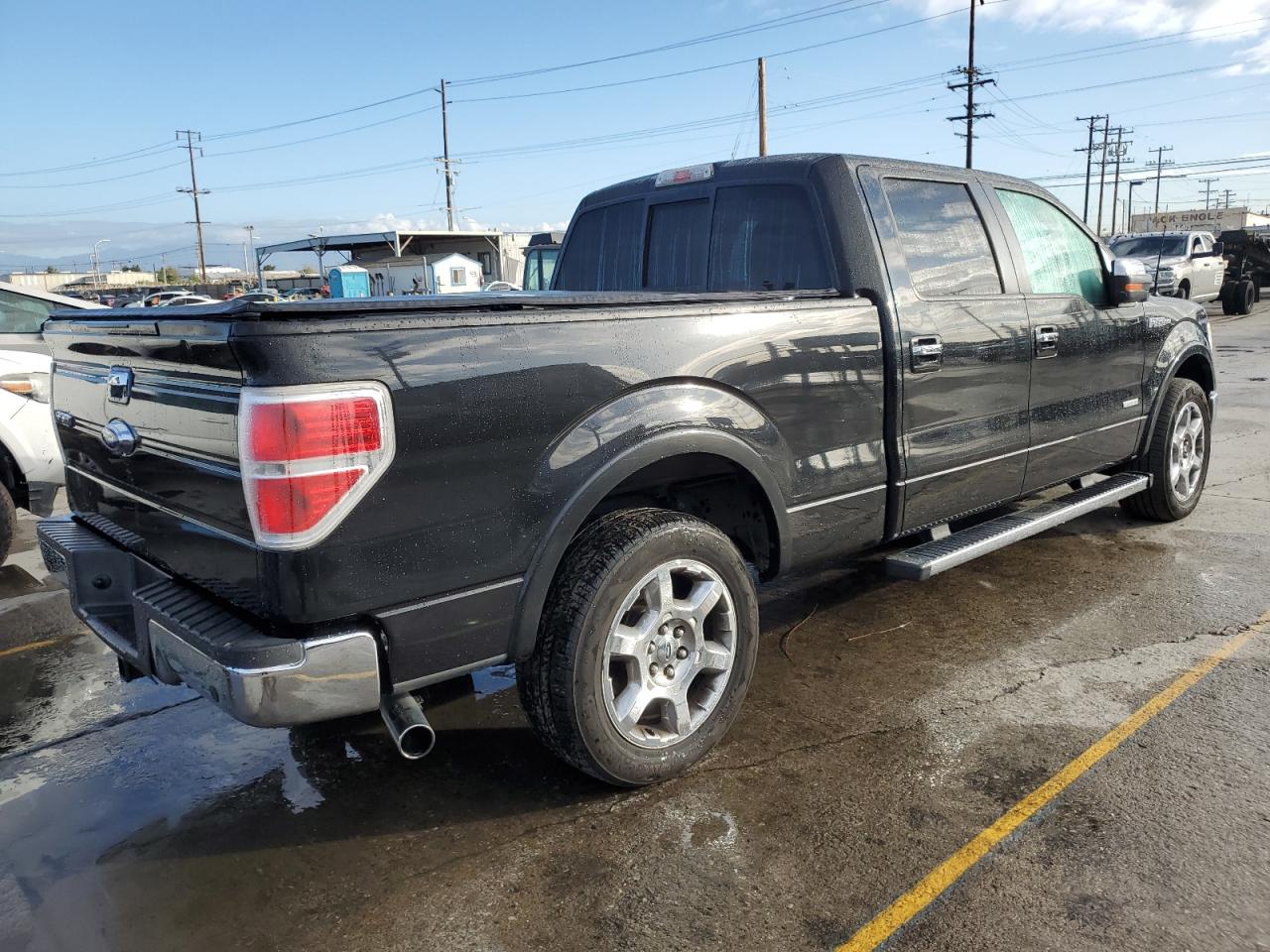 FORD F-150 SUPERCREW