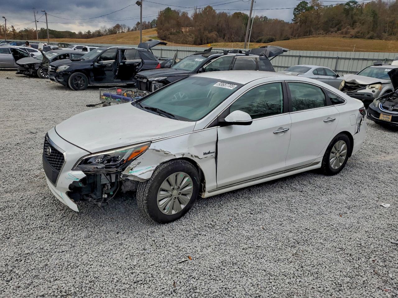 HYUNDAI SONATA HYBRID