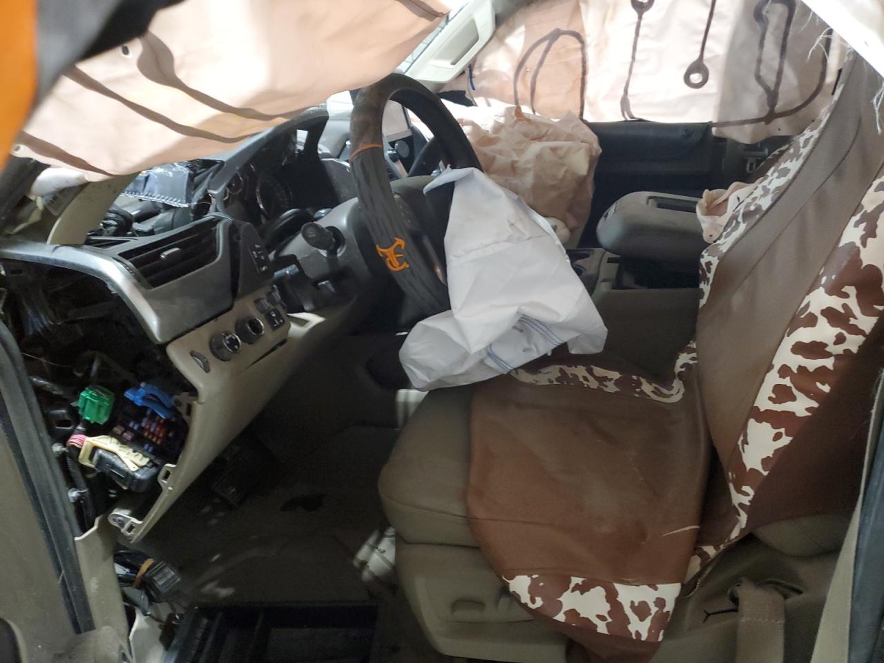 CHEVROLET SUBURBAN K1500 LT